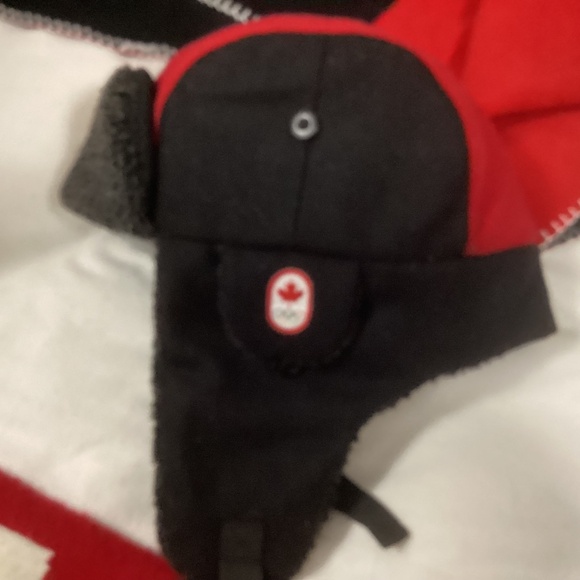 2014 Canadian Olympic ensemble - Picture 10 of 16